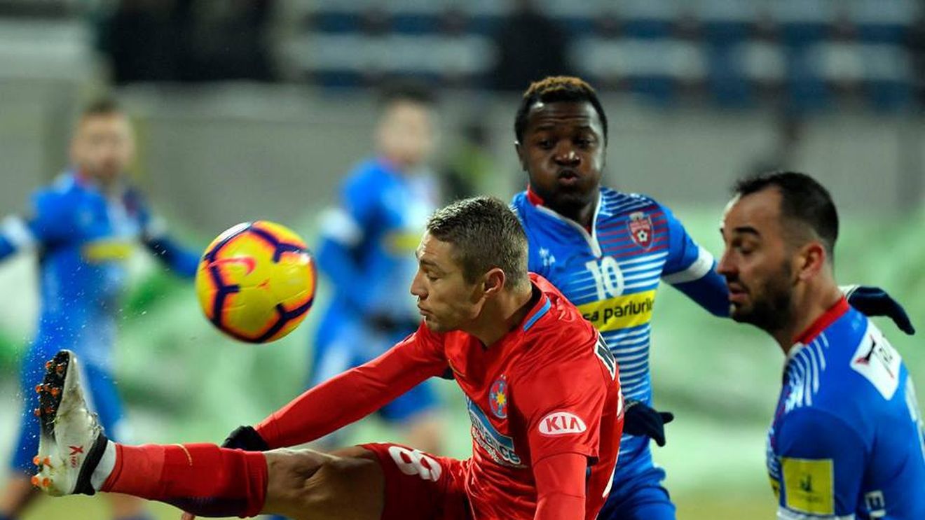 EXCLUSIV | Aproape de Serie A: "Avem discuții pentru transferul lui". Mijlocașul e urmărit și de Galatasaray. Patronul a recunoscut tot