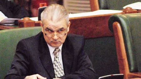 Iordănescu spune că încă n-a dat un răspuns Federației:** "Mai e până la termenul limită impus de FRF"