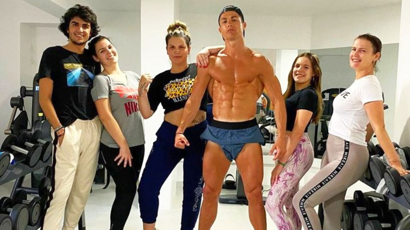 Cristiano Ronaldo, desființat de un fost președinte al lui Juventus: „A zis că se duce pentru mama lui, dar se pozează doar la piscină”