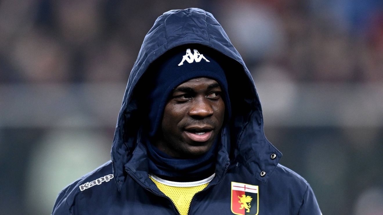 Dan Şucu n-a scăpat de Mario Balotelli. Mesajul războinic, după ce s-a operat: „Cu cine are probleme: cu Vieira sau cu vreun conducător de la Genoa?”