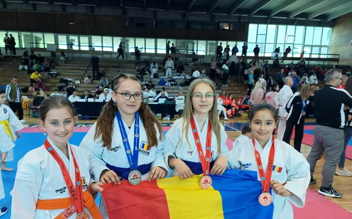 Tricolorii, de neoprit! România a câștigat detașat Campionatele Europene de Karate Tradițional de la Iași, obținând 121 de medalii