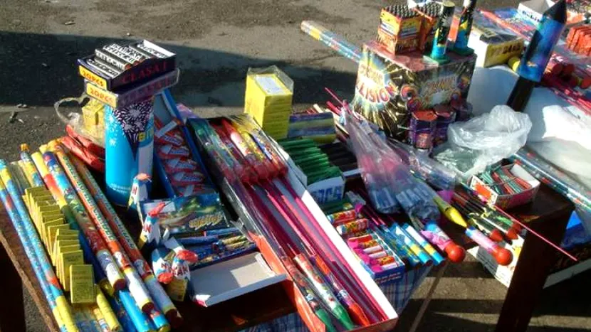 Ce pedeapsă și amendă riști dacă folosești artificii și petarde ilegal de Revelion