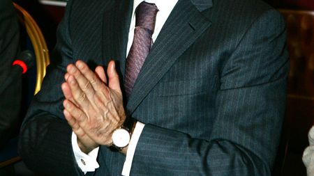 Rapidul bate, Taher plătește