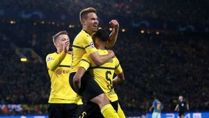 Refuzați de Matthijs de Ligt, oficialii Barcelonei s-au reorientat. 25 de milioane de euro pentru "perla" Borussiei Dortmund