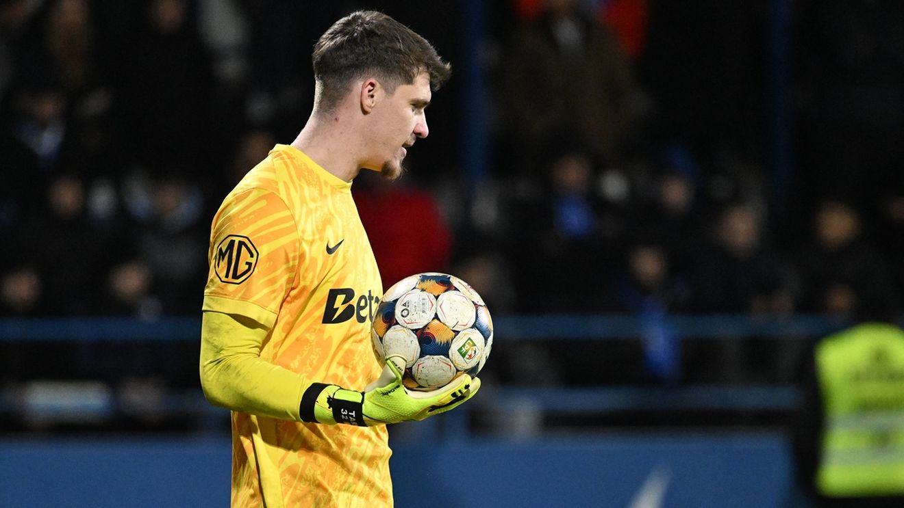 A văzut care e situația lui Ștefan Târnovanu la FCSB și a reacționat. „Nu vreau să spun mai multe, dar sunt lucruri care nu sunt normale la echipa aia”
