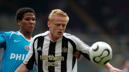Damien Duff a semnat cu Fulham