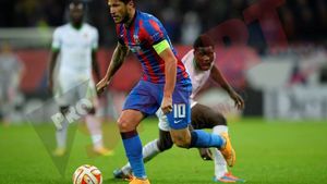 Tănase, primul plecat după eliminarea Stelei din Europa. Pițurcă îl ia la Al Ittihad. Detaliile tranzacției