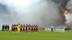 "U" - CFR nu mai interesează pe nimeni: doar 1500 de bilete vândute la derby-ul Clujului. Nici măcar atacantul Dore nu merge la meci: a plecat la Paris să se căsătorească