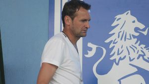 Craioveanu: "M-ar tenta să vin la Craiova"