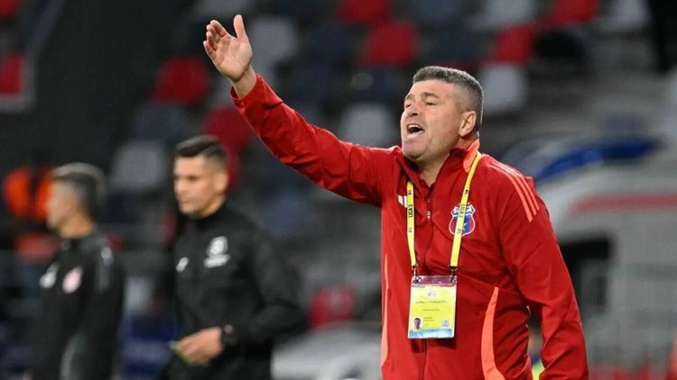 Daniel Oprița, pe cale să plece de la Steaua București! Antrenorul roș-albaștrilor este dorit de o echipă din Superliga