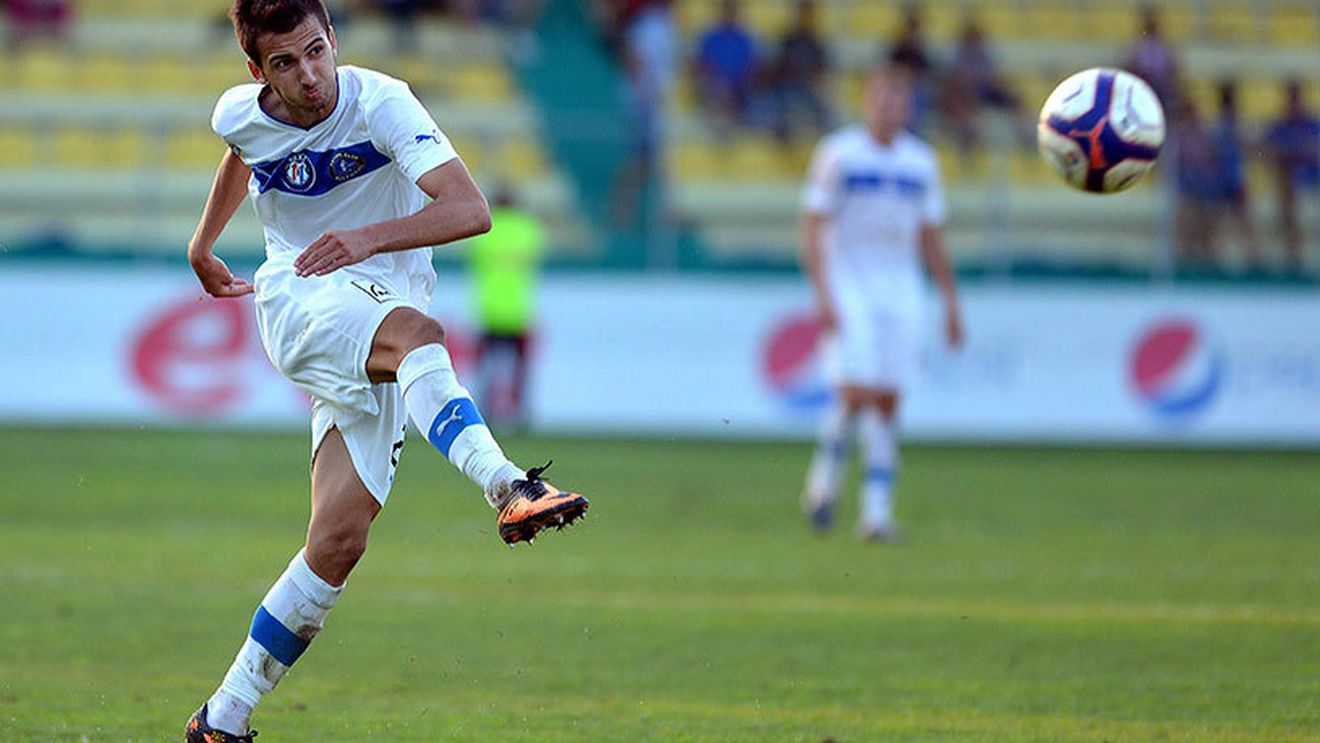 VIDEO | Nikolov a reușit golul etapei cu Pandurii: "Am văzut portarul ieșit și am șutat. Am știut că va intra în poartă"