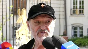 Gigi Becali a dat vestea cumplită prin telefon: „Cică e grav. E gata, la revedere”