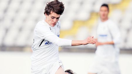 Steaua aruncă milioane pe transferuri ratate, dar investește în viitorul altor echipe!** A pierdut 2 puști care joacă în Liga I la doar 15 ani