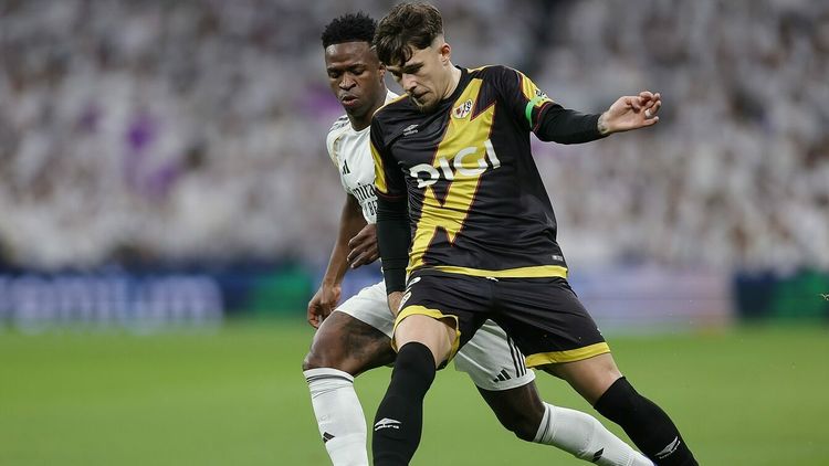 Propus pentru un transfer la Real Madrid, Andrei Rațiu e portavoce pentru colegii săi. Mesaj pentru șefii clubului: „Sper să mă fac auzit”