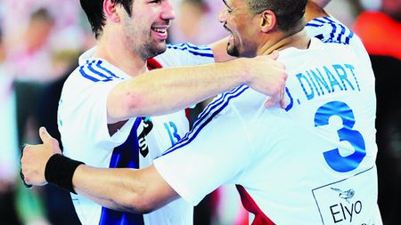 Handbalul, mult mai sărac!** De 150 de ori mai puțini bani decât la fotbal!