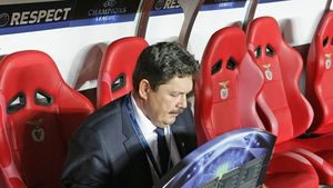 Cutremur de proporții la un club din Liga 1!** Au anunțat concedieri masive: cel puțin 16 persoane au primit deja notificări de demitere