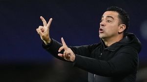 Primul fotbalist care semnează cu FC Barcelona, după ce a aflat că Xavi va continua la club