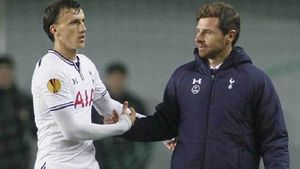 Un jucător a rupt tăcerea după ce Villas-Boas a plecat de la Tottenham: "M-am simțit insultat! Am fost obligat să mă controlez!" Ce a trăit la antrenamente