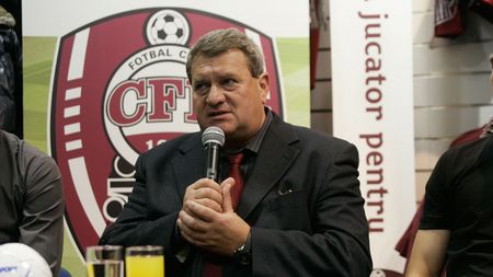 "Va pleca doar un singur jucător din primul '11', dar mai aducem doi ca să luăm titlul anul viitor"