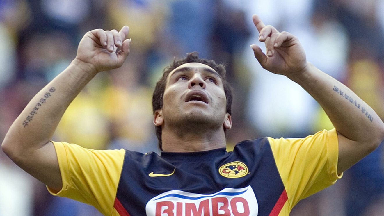 Împușcat în cap, Salvador Cabanas a fost externat **și începe reeducarea neurologică