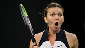 Perfecționismul Simonei Halep a produs un moment straniu în meciul câștigat clar cu Veronika Kudermetova! Comentatorilor nu le-a venit să creadă: „E chiar ciudat!"