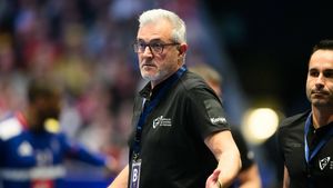 Ce lovitură! Dinamo, pe cale să bată palma cu un antrenor portughez. EXCLUSIV