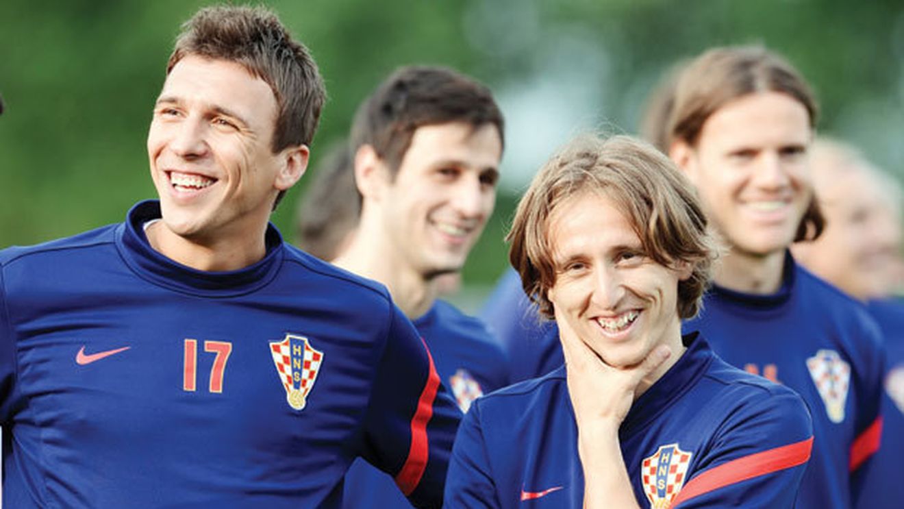 "Diavolul" croaților: Modric e așteptat cu un contract regesc la Man. United!** Sir Alex oferă aproape 40 de milioane de euro pentru mijlocaș