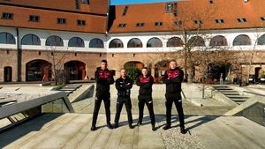 Daniel Corbeanu, pentru ultima oară în ring! Campanie anti bullying împreună cu Cătălin Moroșanu la școlile din Timișoara | VIDEO