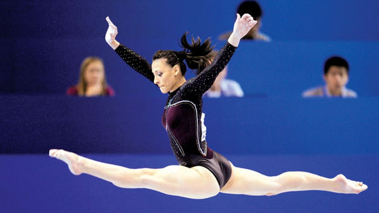 Baie de șampanie pentru Cătălina Ponor la miezul nopții! Ce a pățit tripla campioană olimpică