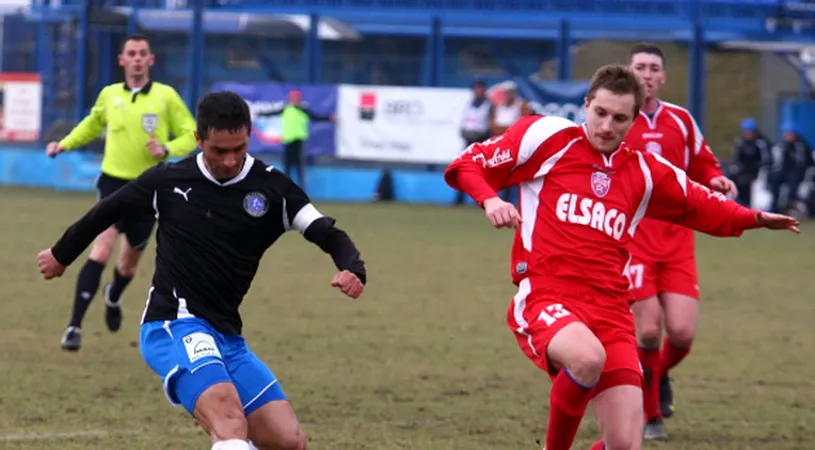 Vor să încheie campionatul** cu un meci spectaculos