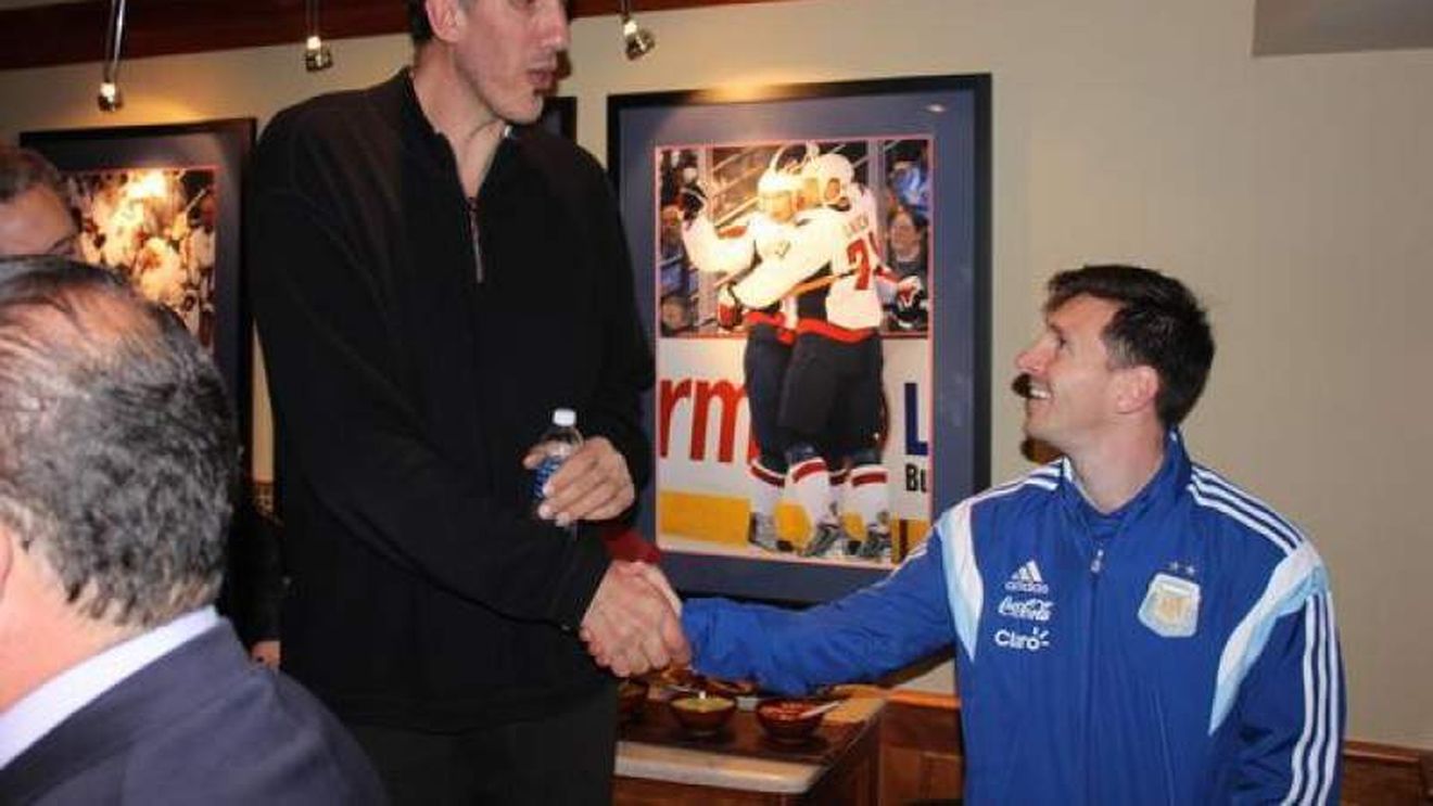 Ghiță Mureșan i-a transmis un mesaj public lui Messi. Cel mai înalt jucător din istoria NBA s-a înclinat în fața lui Leo