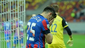 VIDEO | Întrebare pentru Rusescu. De ce a bătut „sus" penalty-ul cu Oțelul? Vezi cum trage de obicei atacantul din astfel de situații. Dinu Gheorghe: "Bați așa la 2-0, 3-0, nu la 1-2, în ultimul minut"