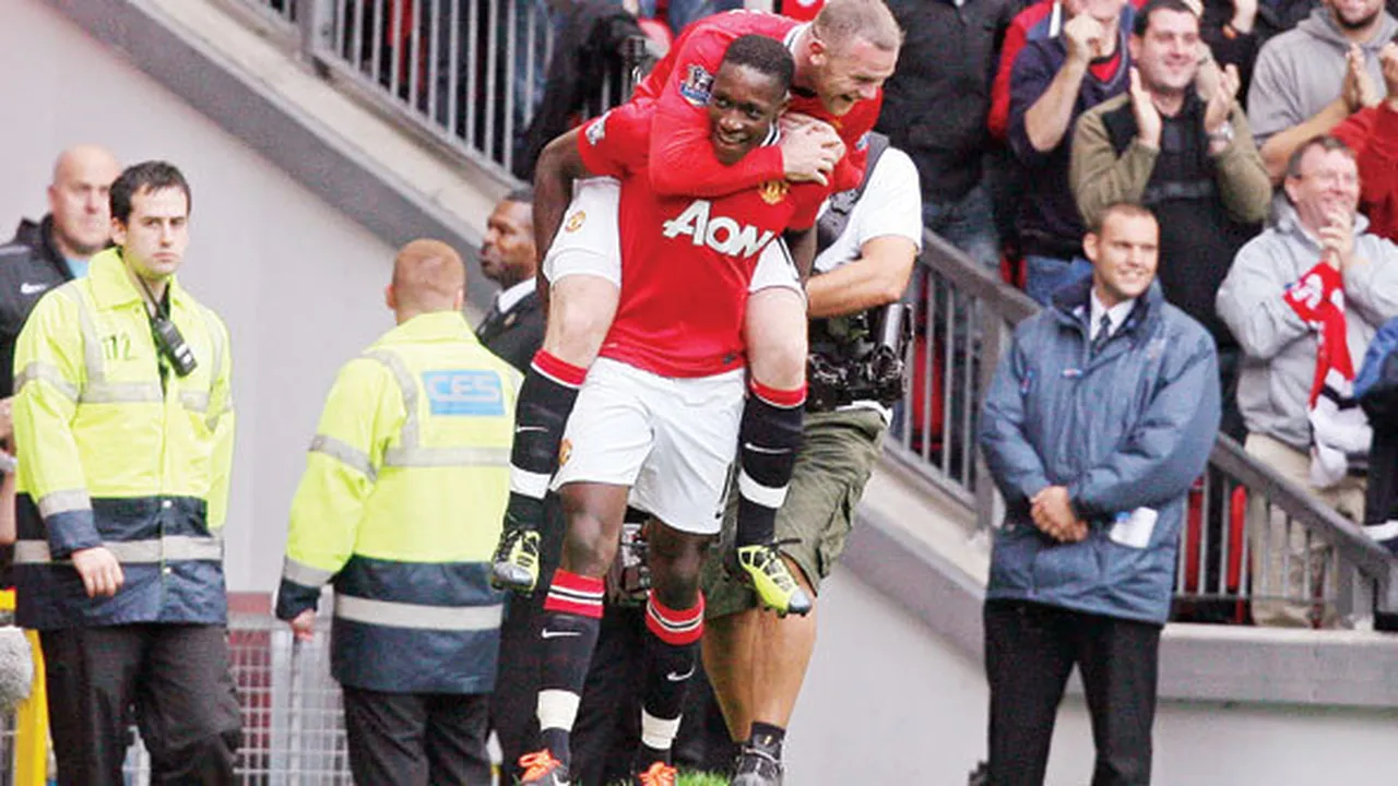 2-welbeck-rooney-epa 