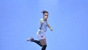 Nora Mork a semnat cu CSM București! „Va fi o echipă nebună în sezonul următor. Cred că CSM are cea mai bună șansă de a câștiga Liga Campionilor". Ce înălțime are interul dreapta 
