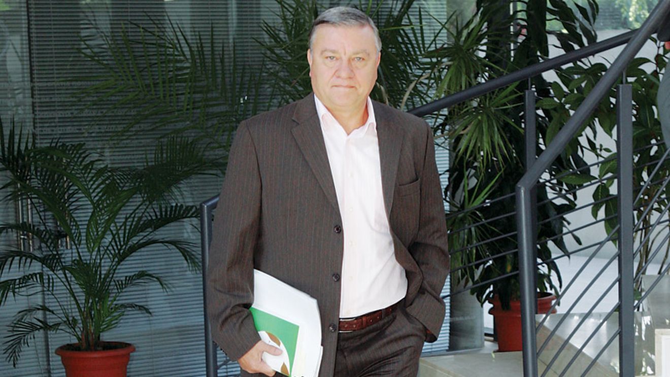 Nașu' nu vrea pistă de atletism