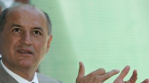 Copos despre decizia DNA: "Este o tâmpenie"