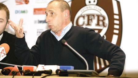 "De ce să plec de la CFR?"