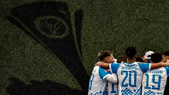 Corv1nul este matematic campioana Ligii 2 în sezonul 2025-2026, cu o etapă înainte de finalul play-off-ului. Mesajul clubului hunedorean