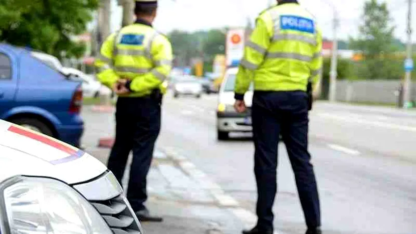 Bancul zilei: un poliţist opreşte un motociclist