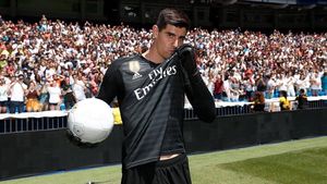 Abia a ajuns la Real, dar nu a pierdut timpul. Courtois a mers la Florentino Perez și i-a cerut să mute de urgență: pe cine vrea belgianul pe "Bernabeu"