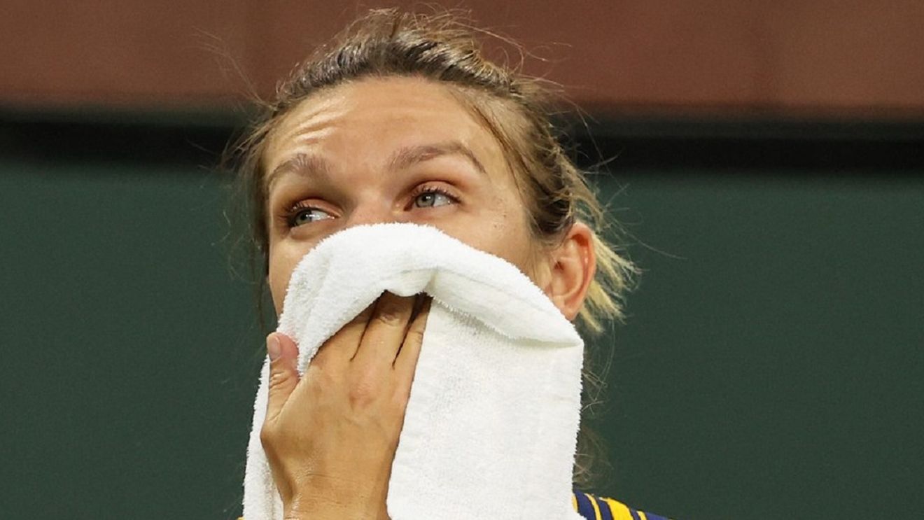 Simona Halep, reacție fără precedent după ce a învins-o pe Gabriela Ruse! A refuzat să vorbească în limba engleză la interviul acordat pe teren: „Nu, te rog!"