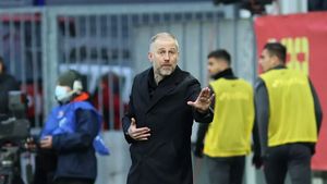 Omul care a lucrat opt ani cu Edi Iordănescu, acuze dure pentru selecționer: „Nu este atât de important CV-ul, cât relațiile pe care le ai. Nu credeam că își poate schimba atât de ușor comportamentul”. Care e cea mai pare problemă a selecționerului | INTERVIU