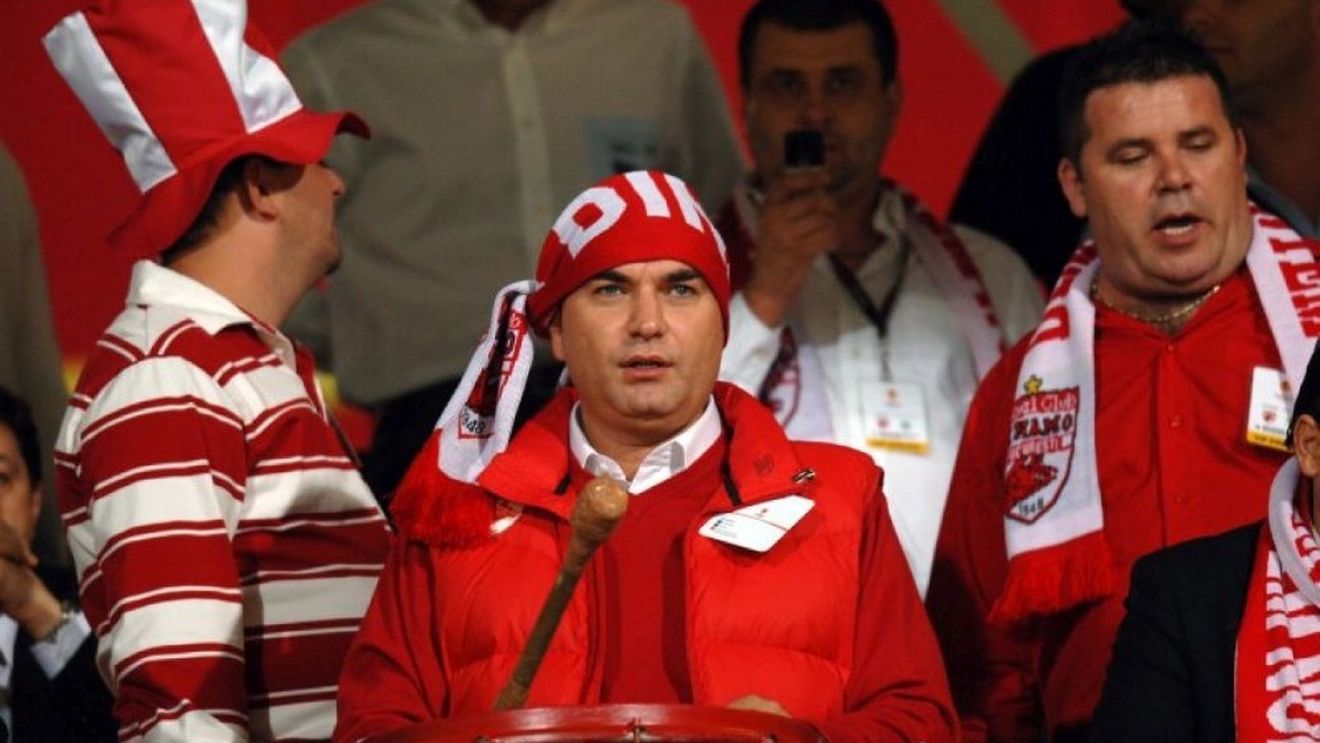 Care e istoria melodiei „Vine, vine Borcea cu spartanii" și câți bani a încasat Jean de la Craiova de la omul de afaceri dinamovist