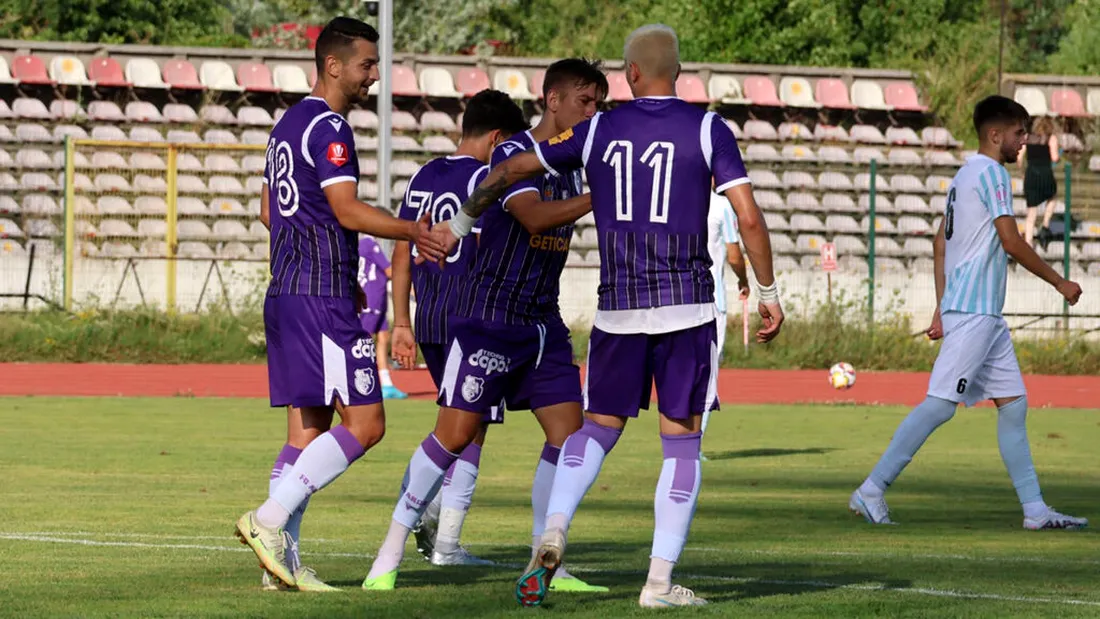 Campionii FC Argeș a făcut spectacol cu o echipă din Liga 3. Victorie clară pentru formația lui Alexandru Pelici