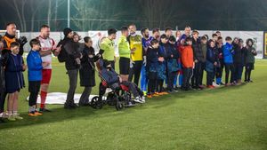 Spectacol pe teren cu Budescu, Torje, Marius Niculae, Ghionea sau Rusescu: steliștii și dinamoviștii au jucat pentru o miză de două milioane de dolari!