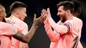 Mărturisiri de la antrenamentele Barcelonei. Ce face Messi când nu este filmat + Catalanii au un "nou comandant" | FOTO 