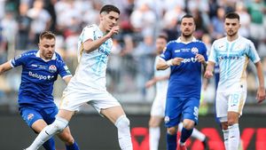 CFR Cluj, încă un transfer pentru titlu! Nelu Varga aduce un fundaș croat pentru echipa lui Dan Petrescu