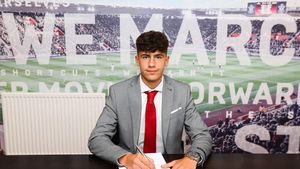 A lăsat CFR Cluj și visează să debuteze în Premier League: "Vreau să calc pe urmele lui Florin Gardoș"