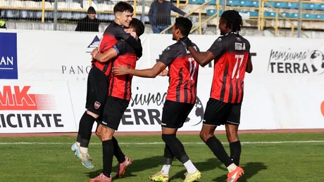 Game, set, match! CS Gloria Bistrița, victorie la scor de tenis contra AFC Câmpulung Muscel. Nicolae Grigore, zi perfectă de nume: ”Speram să am o astfel de zi”