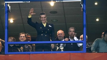 Becali dă iar în CFR: "Dacă Oțelul se dădea la o parte și cu noi, îi băteam cu 6-0!** O să vadă Paszkany îi ultima etapă ce sterili suntem!"
